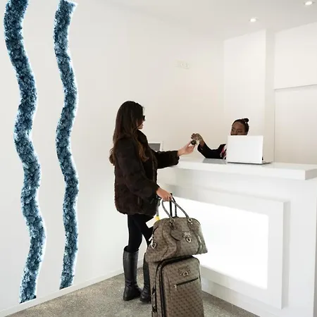 The Sea Hotel 2*